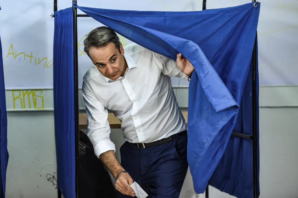 Liderem ND jest 51-letni Kyriakos Micotakis