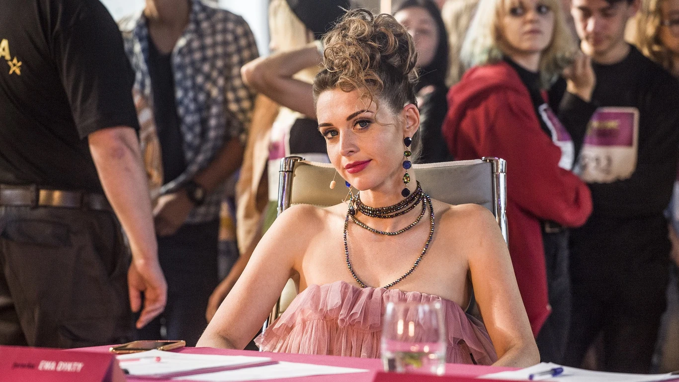 Julia Kamińska na planie filmu "Ostra"