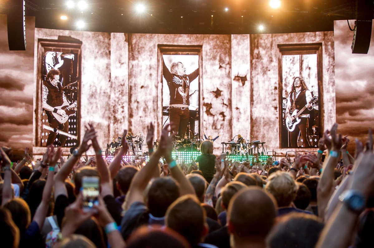 Zobacz zdjęcia z koncertu Bon Jovi na PGE Narodowym w Warszawie z 12 lipca 2019 r. Zobacz zdjęcia z koncertu Bon Jovi na PGE Narodowym w Warszawie z 12 lipca 2019 r.