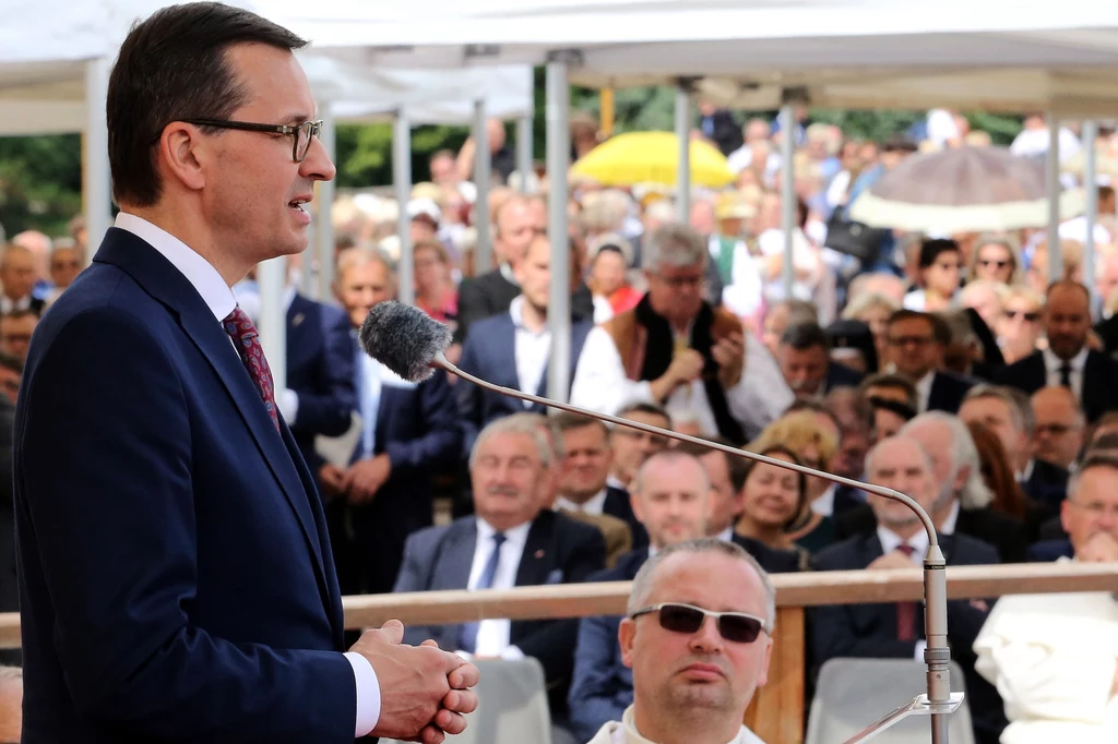 Premier Mateusz Morawiecki przemawia do wiernych zgromadzonych na mszy św. na Jasnej Górze Premier Mateusz Morawiecki przemawia do wiernych zgromadzonych na mszy św. na Jasnej Górze