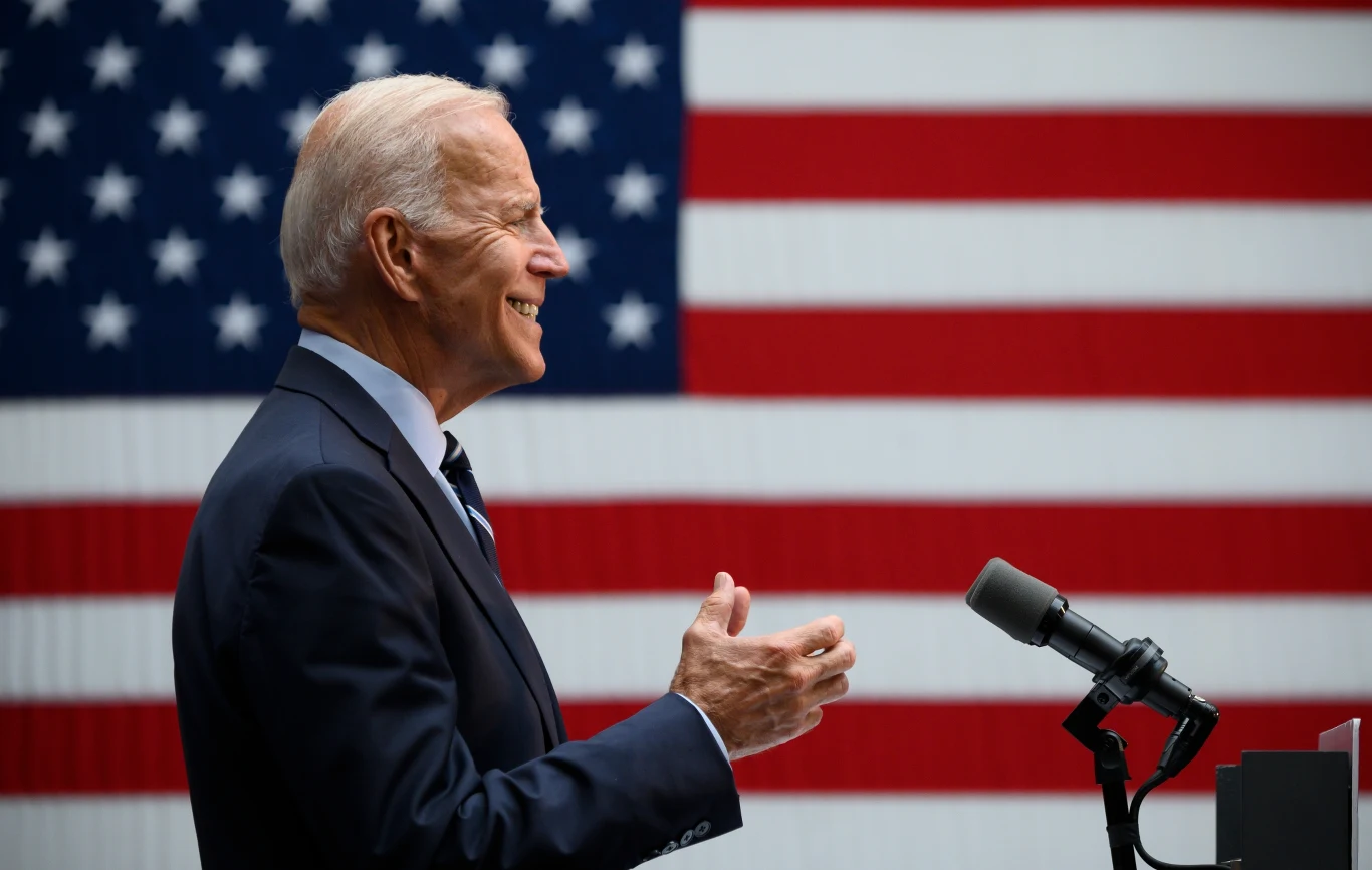 Joe Biden stał się obciążeniem dla Partii Demokratycznej w jej walce o jak najlepszy wynik w Izbie Reprezentantów i Senacie