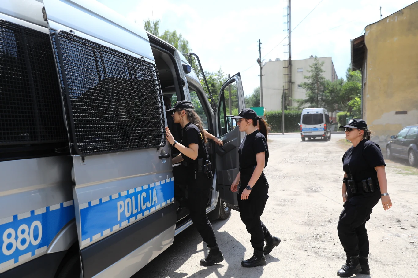 Akcja poszukiwawcza. 5-letni Dawid Żukowski, gdy ojciec zabrał go z domu, był ubrany w szaroniebieską bluzę dresową, niebieskie jeansy i niebieskie trampki z obrazkami Zygzaka McQueena.