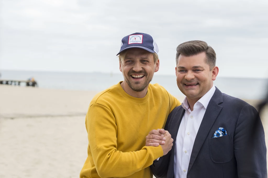 Zenek Martyniuk nie próżnuje w wakacje Zenek Martyniuk nie próżnuje w wakacje