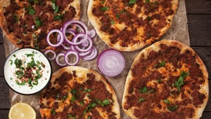 Lahmacun – pizza z mielonym mięsem