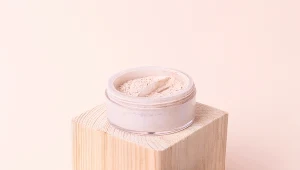 Clare Blanc - lekkie, oddychające podkłady mineralne SPF15