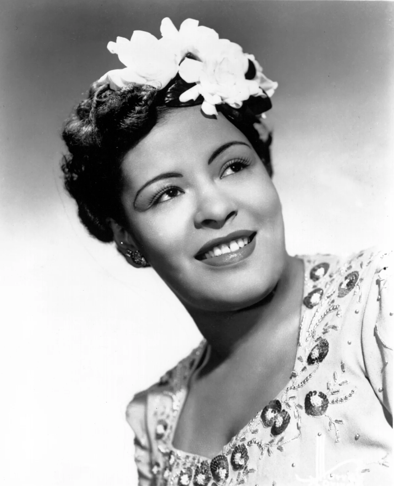 Po raz ostatni Holiday pojawiła się w nagraniu telewizyjnym w 1957, gdzie wystąpiła w "The Sound of Jazz" z Lesterem, Youngiem i Colemanem Hawkinsem. Billie Holiday współpracowała z największymi muzykami swoich czasów, jednak w życiu osobistym nie była szczęśliwa. Nieudane związki, rozbita rodzina, nadużywanie alkoholu i narkotyków oraz depresja spowodowały przedwczesną śmierć Lady Day, która odeszła w wieku 44 lat. Po raz ostatni Holiday pojawiła się w nagraniu telewizyjnym w 1957, gdzie wystąpiła w "The Sound of Jazz" z Lesterem, Youngiem i Colemanem Hawkinsem. Billie Holiday współpracowała z największymi muzykami swoich czasów, jednak w życiu osobistym nie była szczęśliwa. Nieudane związki, rozbita rodzina, nadużywanie alkoholu i narkotyków oraz depresja spowodowały przedwczesną śmierć Lady Day, która odeszła w wieku 44 lat.