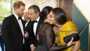 Beyonce nie powinna inicjować uścisku z Meghan Markle