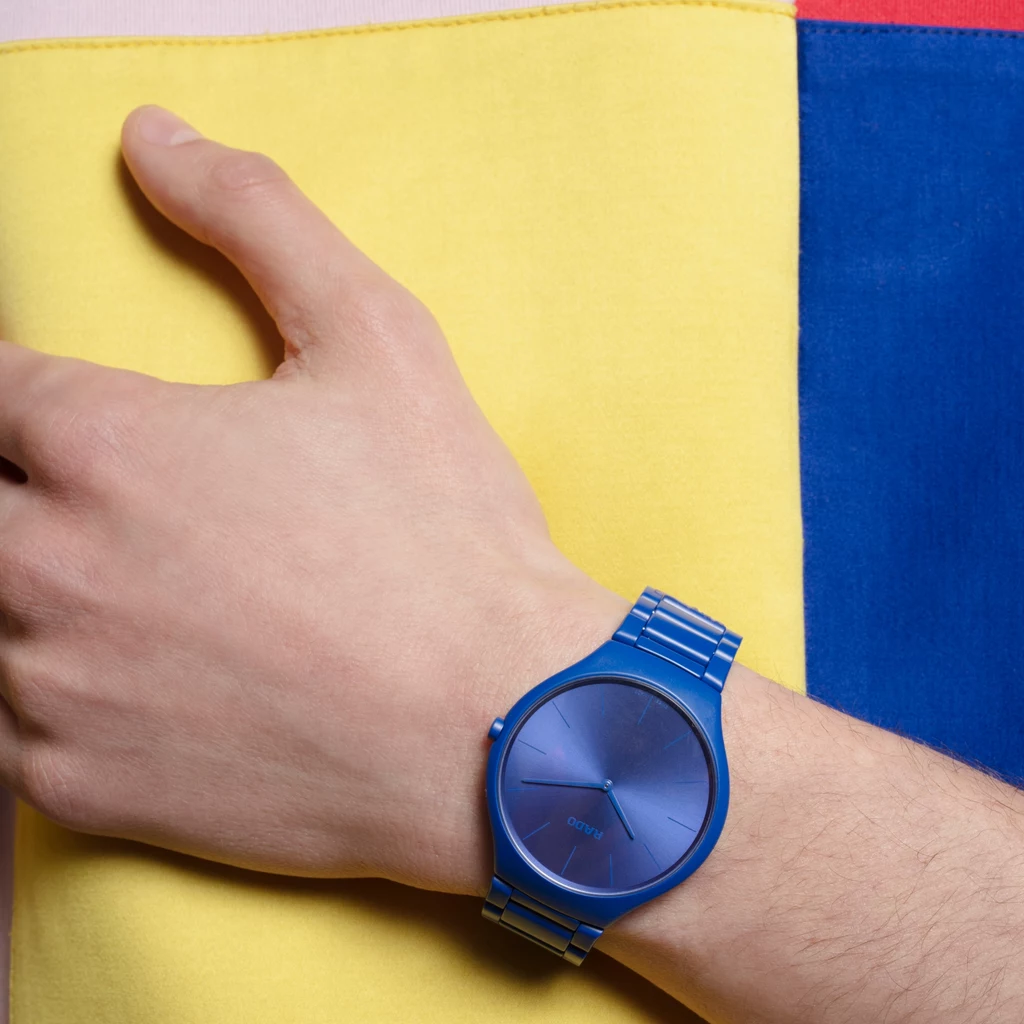 Jak zawsze w Rado, każdy jest trwały, odporny na zarysowania, lekki i wygodny w noszeniu dzięki zastosowaniu ceramiki high-tech oraz pionierskiej konstrukcji monobloc. Jak zawsze w Rado, każdy jest trwały, odporny na zarysowania, lekki i wygodny w noszeniu dzięki zastosowaniu ceramiki high-tech oraz pionierskiej konstrukcji monobloc.