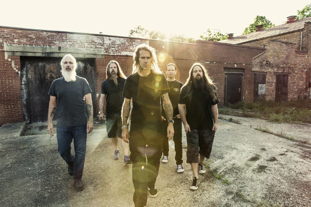 Lamb of God rozstali się z perkusistą