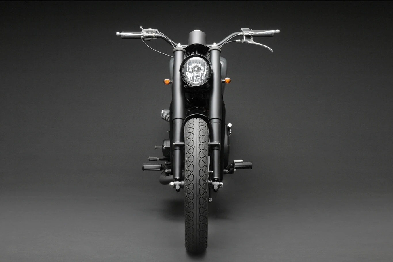 Moto Guzzi Nuovo Falcone Militare w odsłonie Venier Customs Moto Guzzi Nuovo Falcone Militare w odsłonie Venier Customs