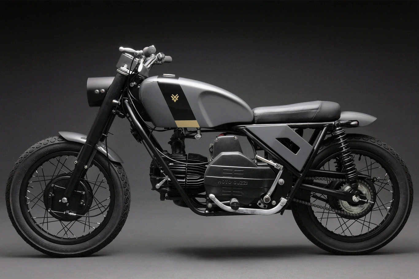 Moto Guzzi Nuovo Falcone Militare w odsłonie Venier Customs Moto Guzzi Nuovo Falcone Militare w odsłonie Venier Customs