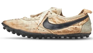 Moon Shoe: Rekordowe trampki Nike