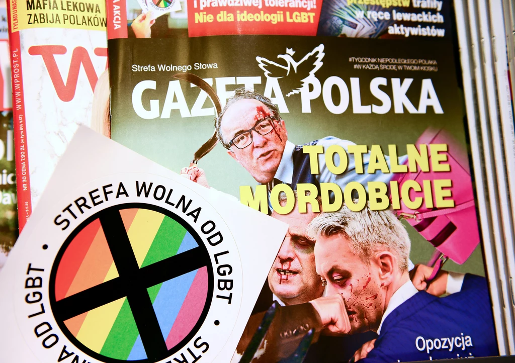 Wlepki "Gazety Polskiej" Wlepki "Gazety Polskiej"
