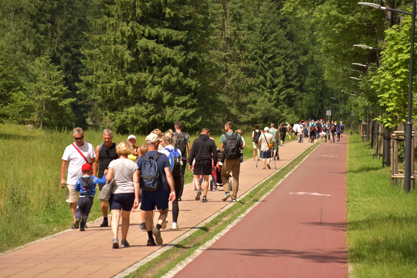 Największym powodzeniem wśród turystów cieszy się tradycyjnie Morskie Oko Największym powodzeniem wśród turystów cieszy się tradycyjnie Morskie Oko