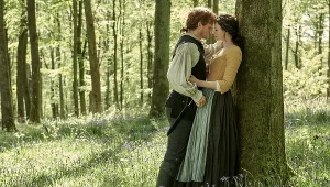 "Outlander": Jaime (Sam Heughan), Claire (Caitriona Balfe)