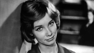 Pola Raksa w filmie "Paryż-Warszawa bez wizy" (1967)