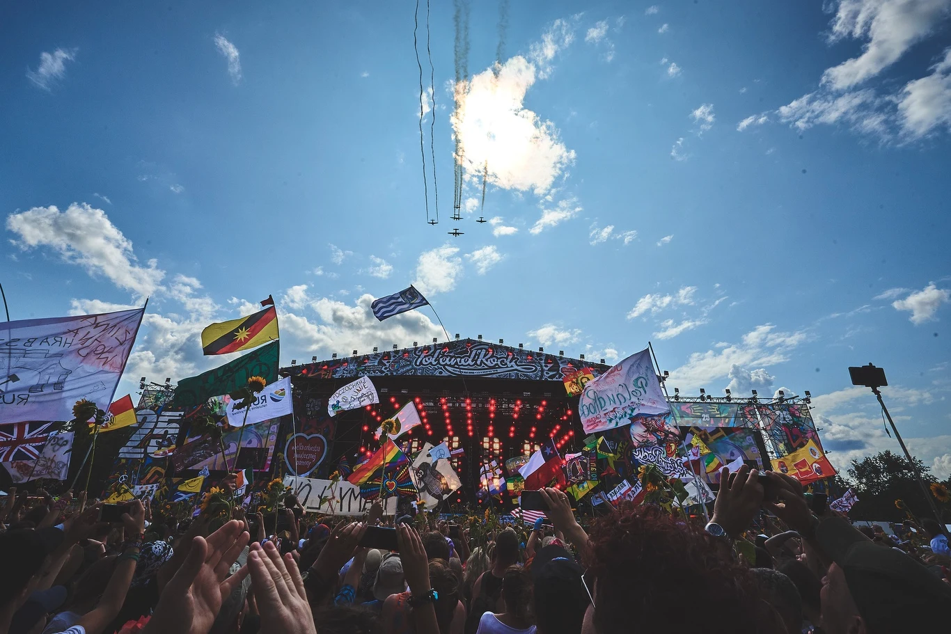 Zobacz zdjęcia z otwarcia Pol'and'Rock Festival 2019