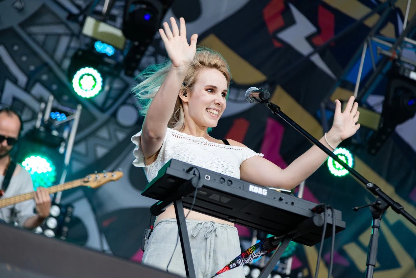 Zobacz zdjęcia z koncertu grupy BAiKA na Małej Scenie Pol'and'Rock Festival 2019