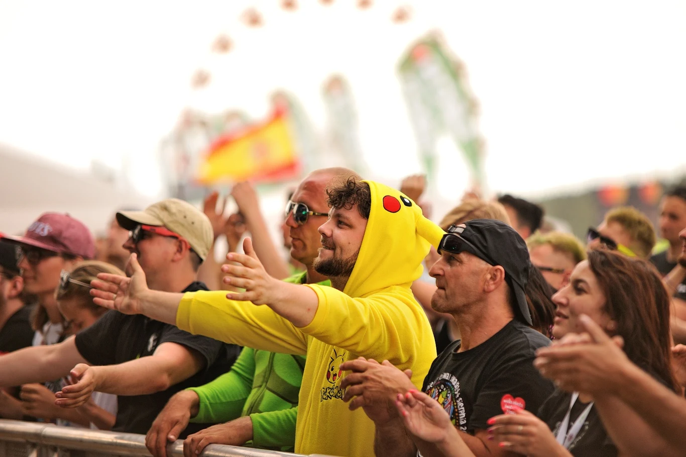 Zobacz zdjęcia z koncertu grupy BAiKA na Małej Scenie Pol'and'Rock Festival 2019