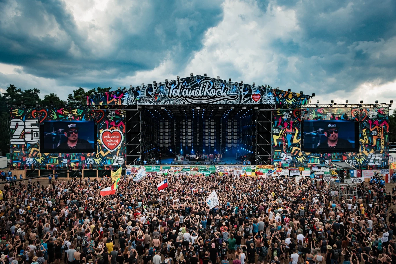 Zobacz zdjęcia z koncertu Black Stone Cherry na Dużej Scenie Pol'and'Rock Festival 2019