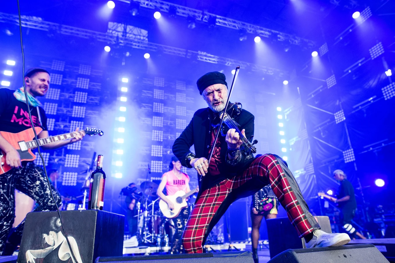 Zobacz zdjęcia z koncertu Gogol Bordello na Dużej Scenie Pol'and'Rock Festival 2019
