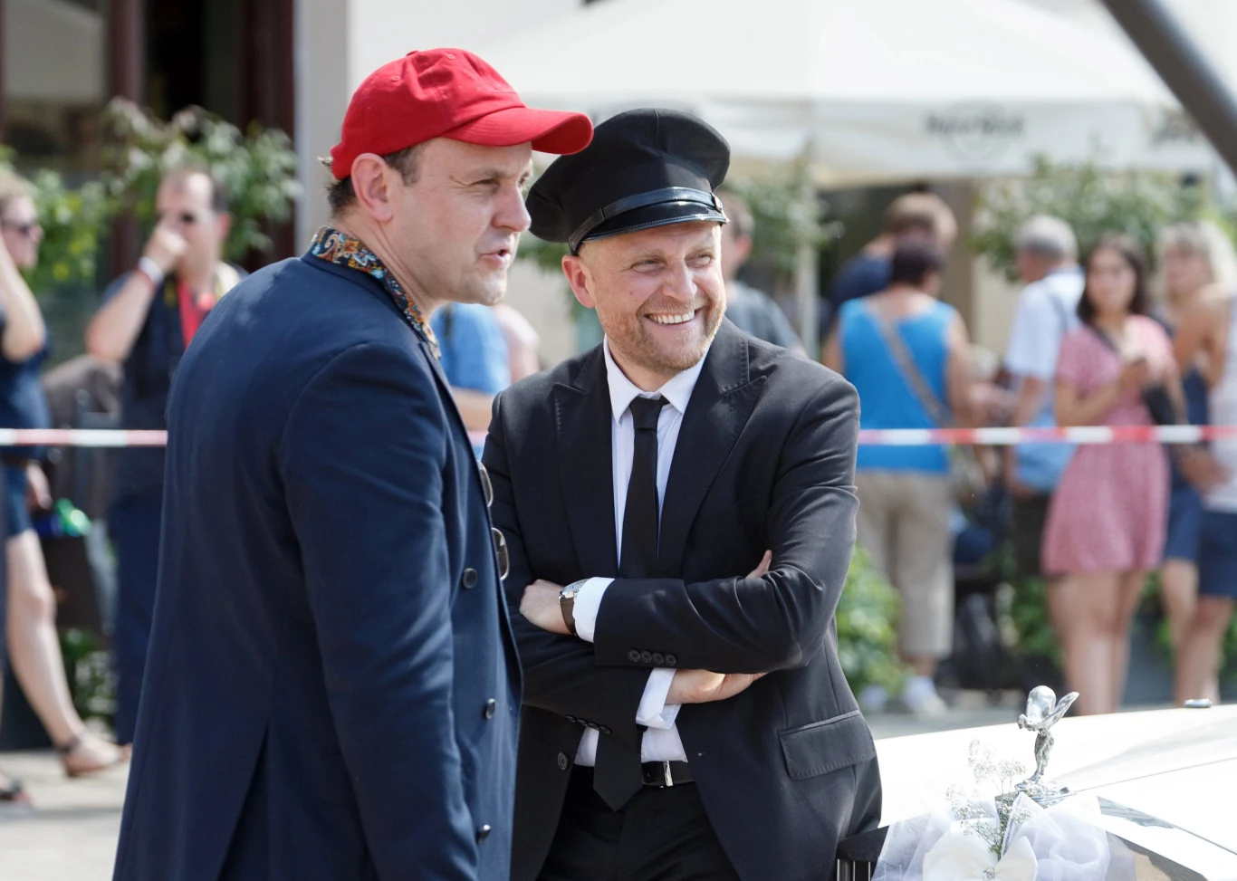 Adam Woronowicz i Piotr Adamczyk na planie filmu "Mayday" Adam Woronowicz i Piotr Adamczyk na planie filmu "Mayday"