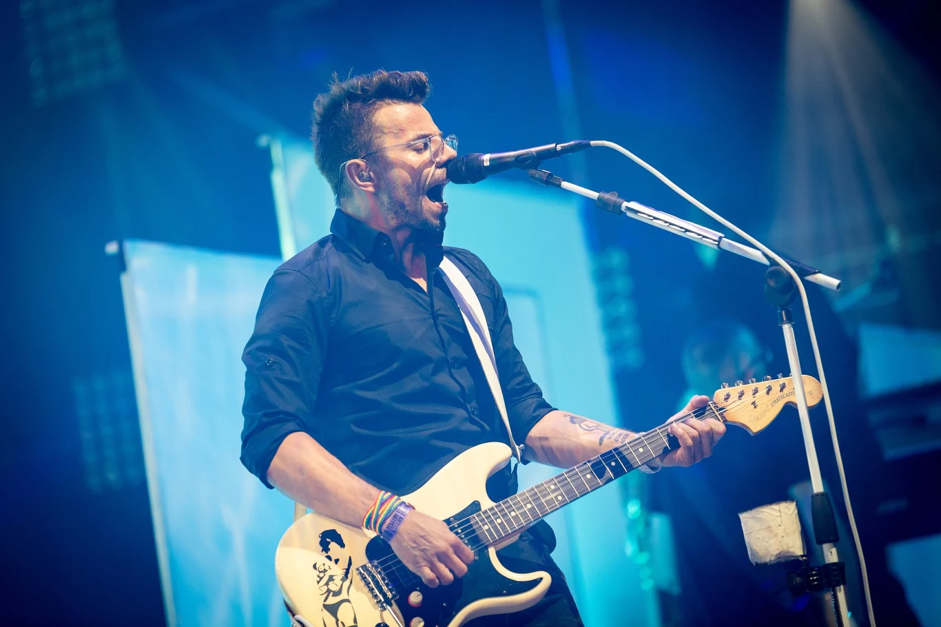 Zobacz zdjęcia z koncertu grupy happysad na Dużej Scenie Pol'and'Rock Festival 2019 Zobacz zdjęcia z koncertu grupy happysad na Dużej Scenie Pol'and'Rock Festival 2019