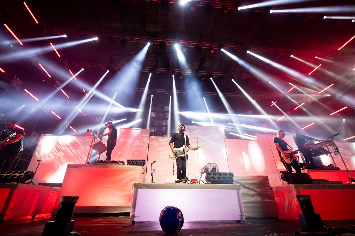 Zobacz zdjęcia z koncertu grupy happysad na Dużej Scenie Pol'and'Rock Festival 2019 Zobacz zdjęcia z koncertu grupy happysad na Dużej Scenie Pol'and'Rock Festival 2019