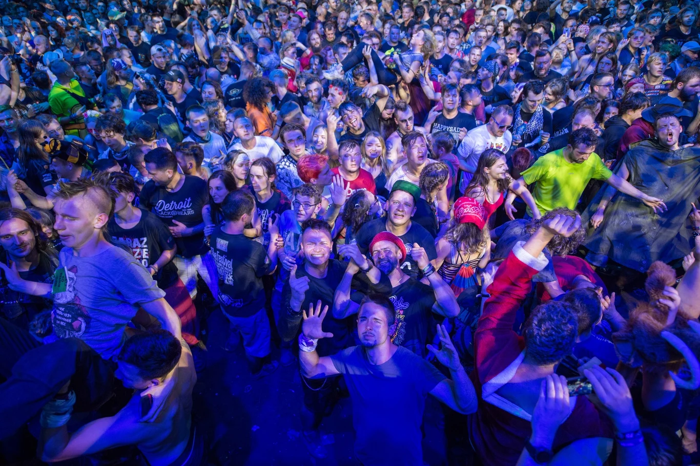 Zobacz zdjęcia z koncertu grupy happysad na Dużej Scenie Pol'and'Rock Festival 2019 Zobacz zdjęcia z koncertu grupy happysad na Dużej Scenie Pol'and'Rock Festival 2019