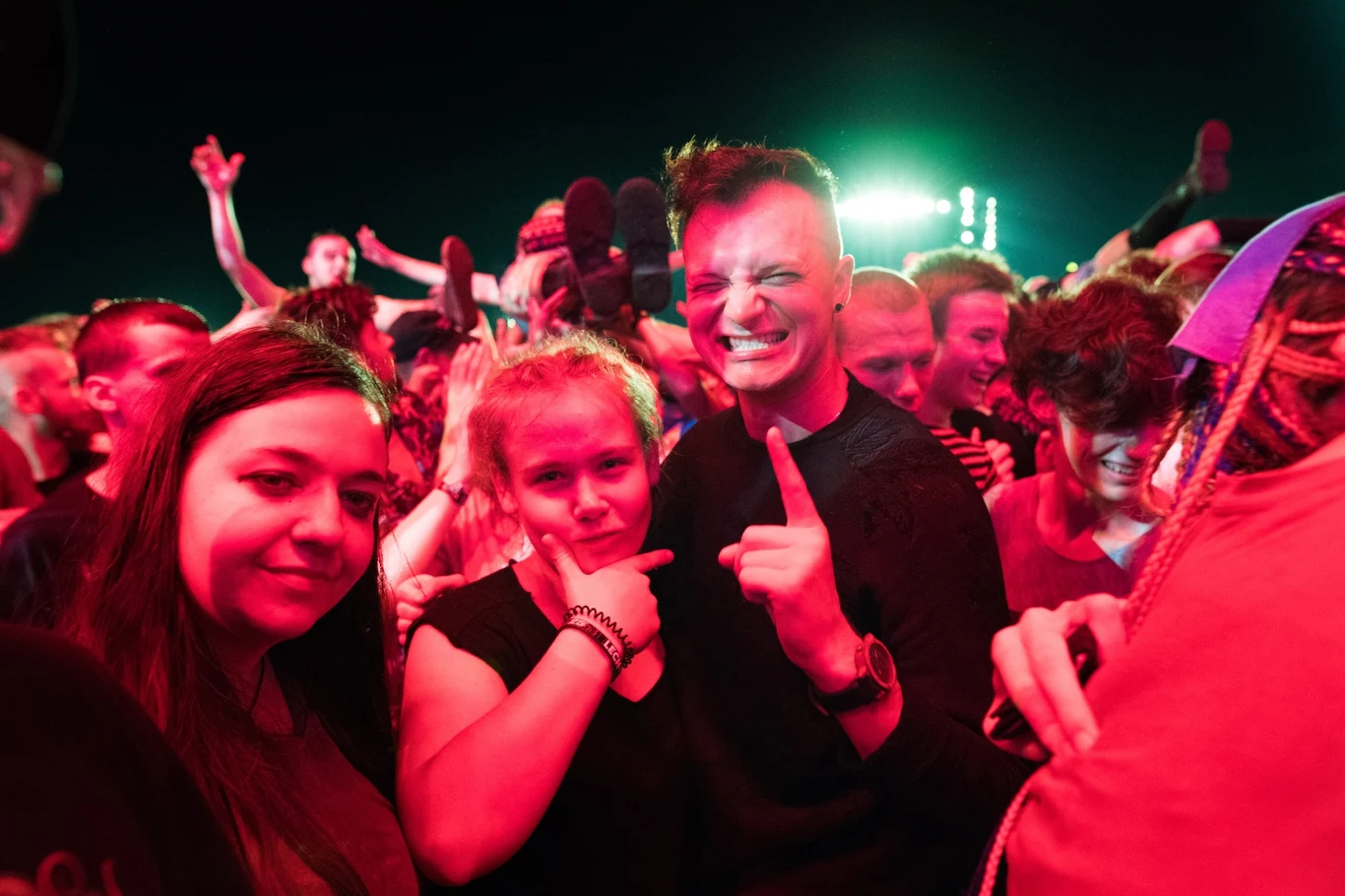 Zobacz zdjęcia z koncertu grupy happysad na Dużej Scenie Pol'and'Rock Festival 2019 Zobacz zdjęcia z koncertu grupy happysad na Dużej Scenie Pol'and'Rock Festival 2019