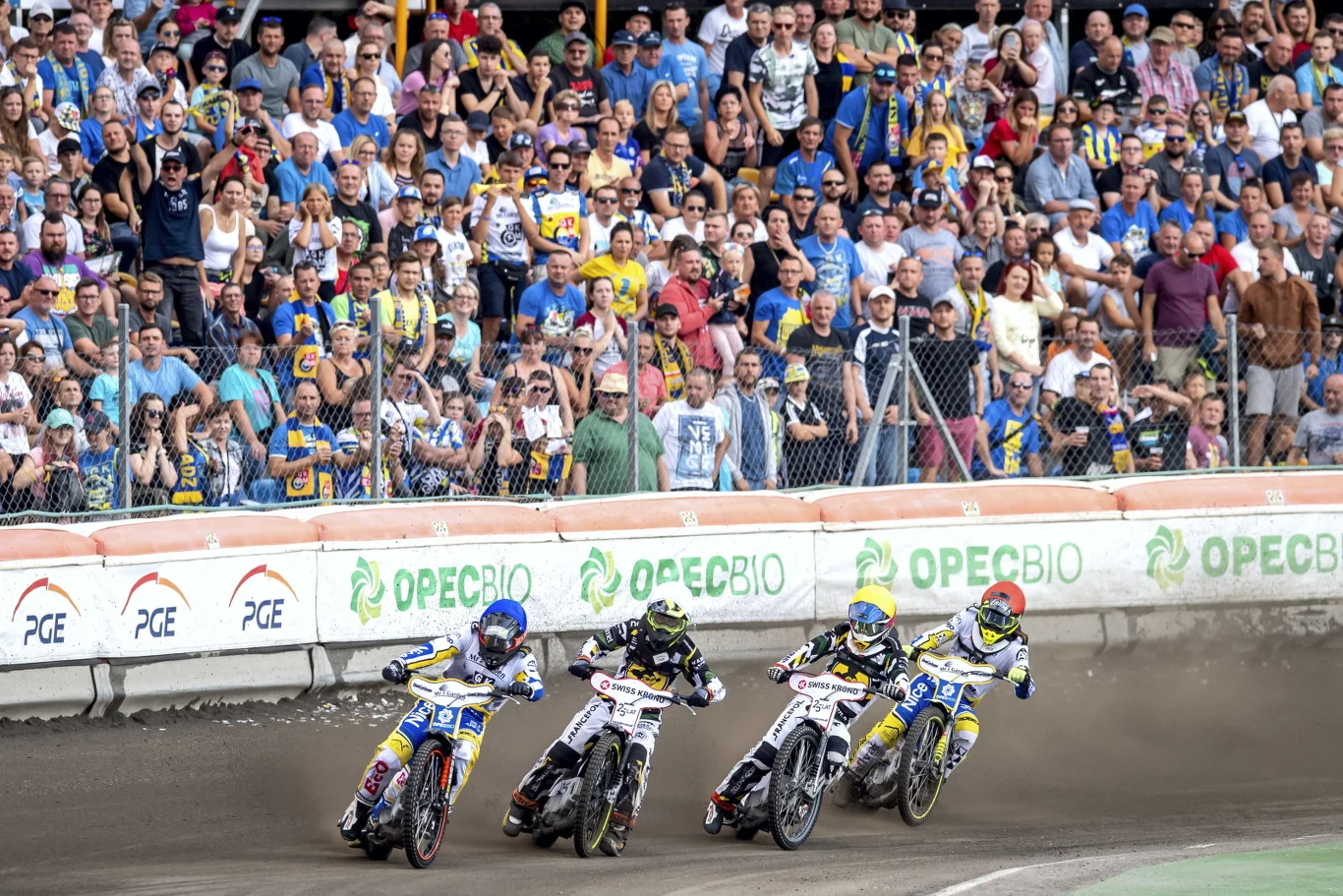 Marcin Turowski (kask czerwony) i Patryk Rolnicki (niebieski) z MrGarden GKM Grudziądz oraz Norbert Krakowiak (żółty) i Mateusz Tonder (biały) ze Stelmetu Falubaz Zielona Góra Marcin Turowski (kask czerwony) i Patryk Rolnicki (niebieski) z MrGarden GKM Grudziądz oraz Norbert Krakowiak (żółty) i Mateusz Tonder (biały) ze Stelmetu Falubaz Zielona Góra