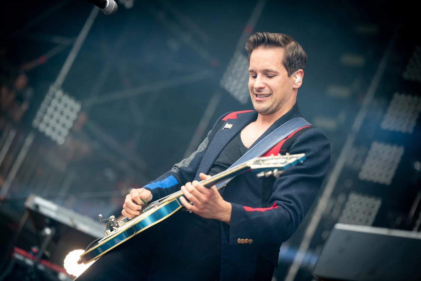 Zobacz zdjęcia z koncertu Krzysztofa Zalewskiego na Dużej Scenie Pol'and'Rock Festival 2019 Zobacz zdjęcia z koncertu Krzysztofa Zalewskiego na Dużej Scenie Pol'and'Rock Festival 2019