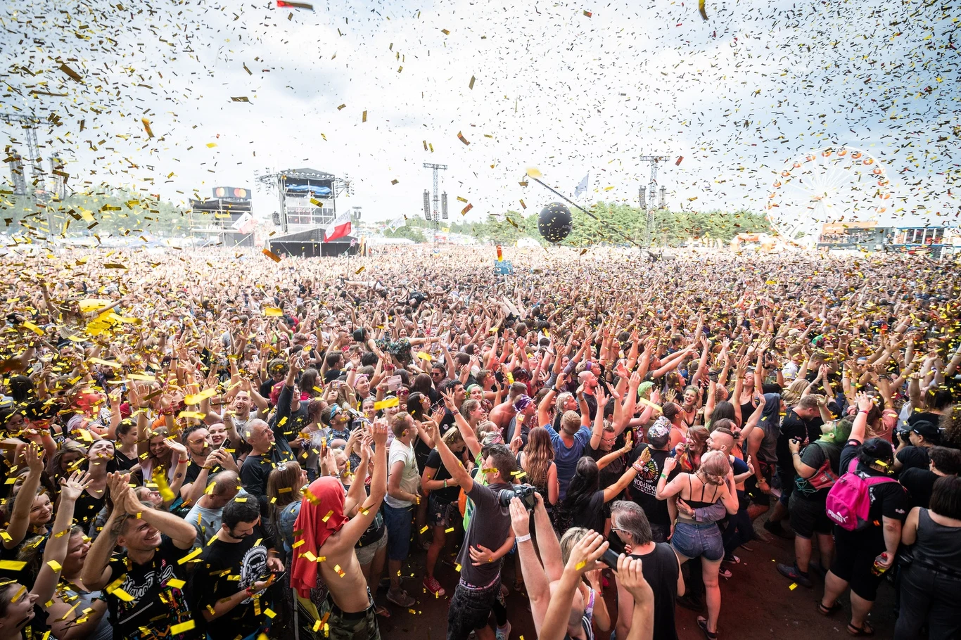 Zobacz zdjęcia z koncertu Krzysztofa Zalewskiego na Dużej Scenie Pol'and'Rock Festival 2019 Zobacz zdjęcia z koncertu Krzysztofa Zalewskiego na Dużej Scenie Pol'and'Rock Festival 2019