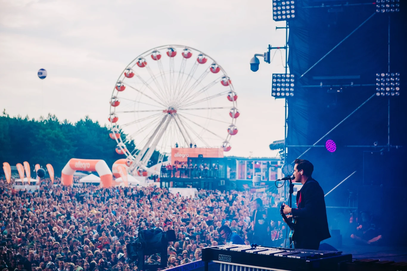 Zobacz zdjęcia z koncertu Krzysztofa Zalewskiego na Dużej Scenie Pol'and'Rock Festival 2019 Zobacz zdjęcia z koncertu Krzysztofa Zalewskiego na Dużej Scenie Pol'and'Rock Festival 2019