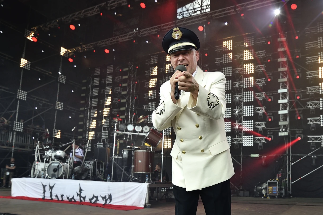 Zobacz zdjęcia z koncertu grupy Hunter na Dużej Scenie Pol'and'Rock Festival 2019