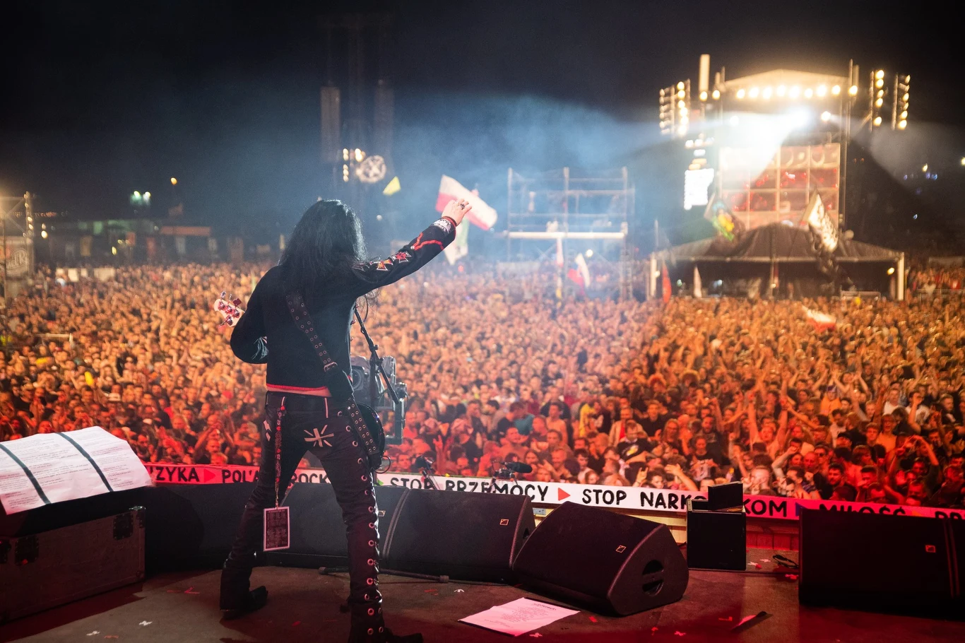 Zobacz zdjęcia z koncertu Acid Drinkers na Dużej Scenie Pol'and'Rock Festival 2019 Zobacz zdjęcia z koncertu Acid Drinkers na Dużej Scenie Pol'and'Rock Festival 2019