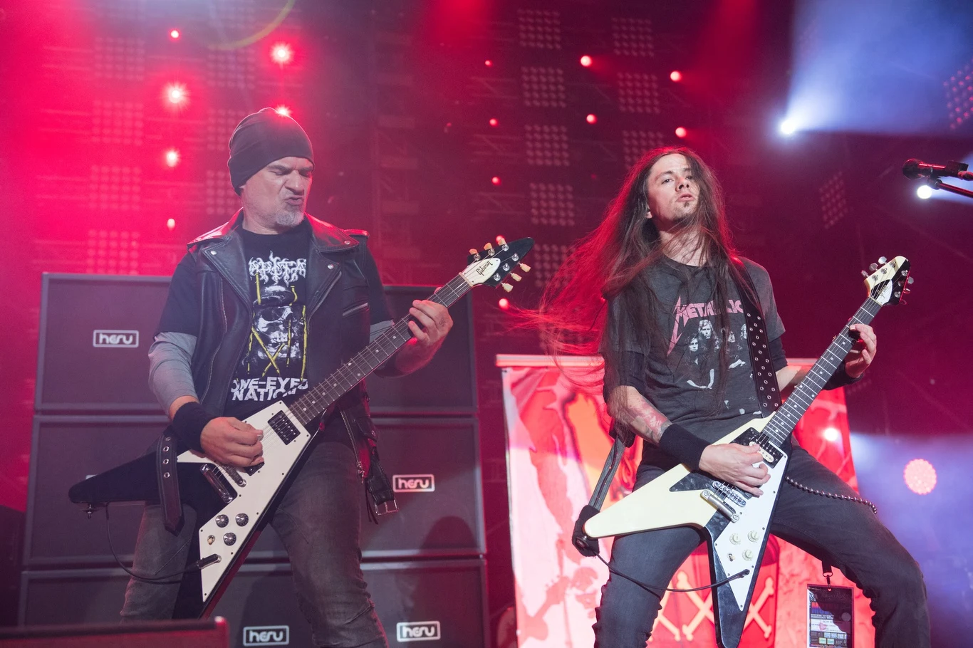 Zobacz zdjęcia z koncertu Acid Drinkers na Dużej Scenie Pol'and'Rock Festival 2019 Zobacz zdjęcia z koncertu Acid Drinkers na Dużej Scenie Pol'and'Rock Festival 2019