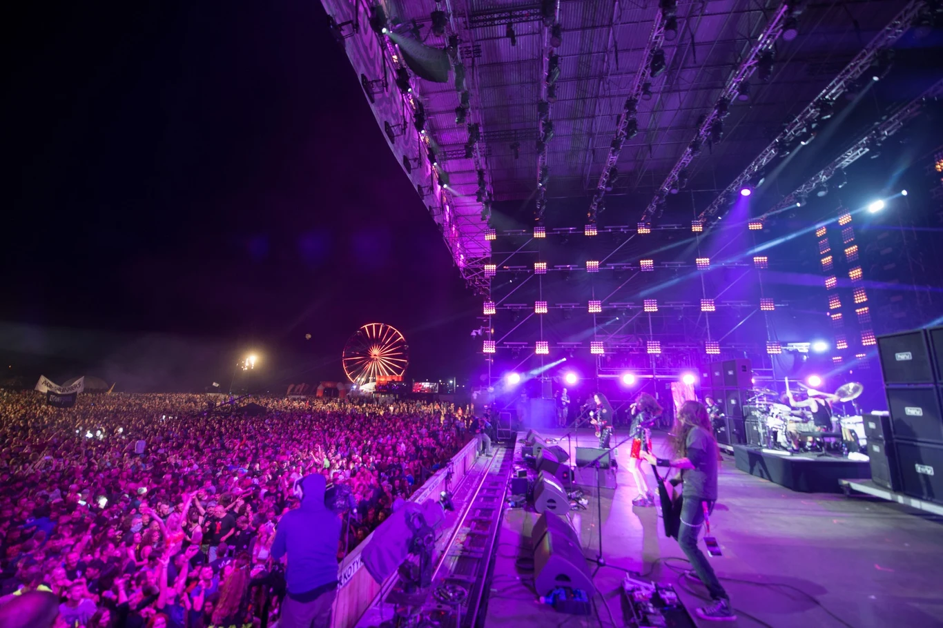 Zobacz zdjęcia z koncertu Acid Drinkers na Dużej Scenie Pol'and'Rock Festival 2019 Zobacz zdjęcia z koncertu Acid Drinkers na Dużej Scenie Pol'and'Rock Festival 2019