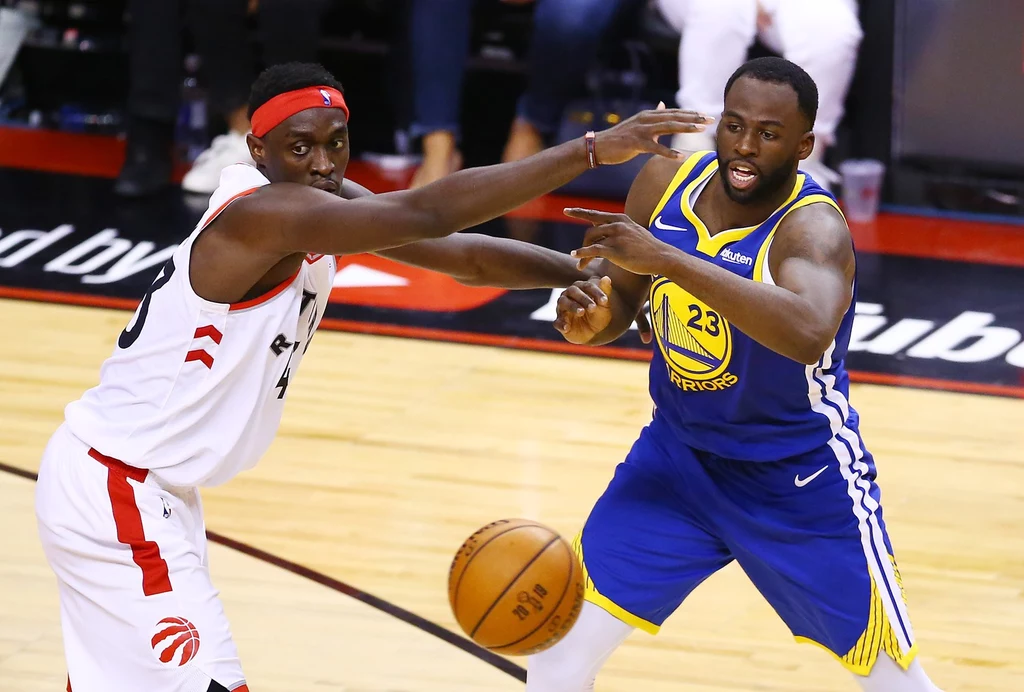 Draymond Green (z prawej)
