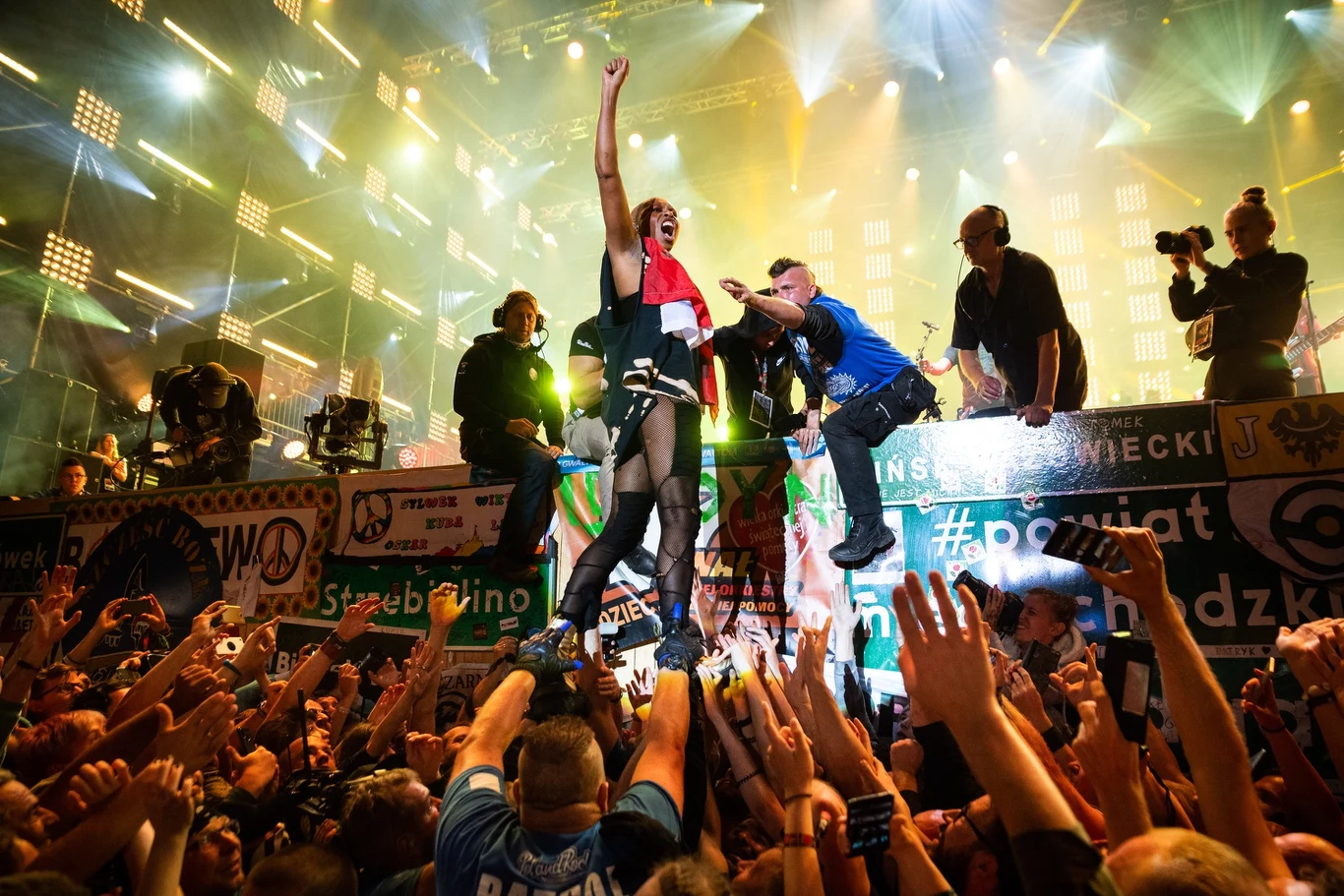 Zobacz zdjęcia z koncertu Skunk Anansie na Dużej Scenie Pol'and'Rock Festival 2019 Zobacz zdjęcia z koncertu Skunk Anansie na Dużej Scenie Pol'and'Rock Festival 2019