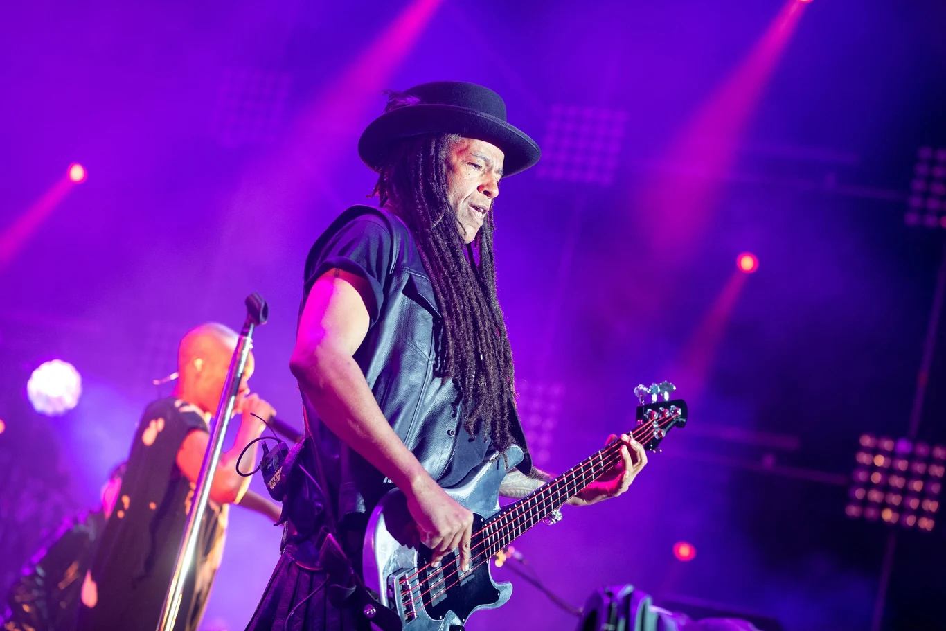 Zobacz zdjęcia z koncertu Skunk Anansie na Dużej Scenie Pol'and'Rock Festival 2019 Zobacz zdjęcia z koncertu Skunk Anansie na Dużej Scenie Pol'and'Rock Festival 2019