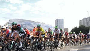 Peleton podczas 2. etapu Tour de Pologne