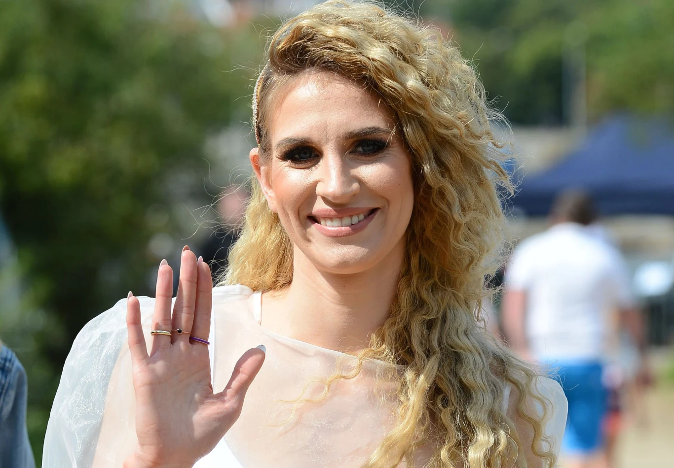 Sylwia Grzeszczak podczas nagrania na żywo w DDTVN