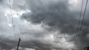 W czwartek spodziewane są burze