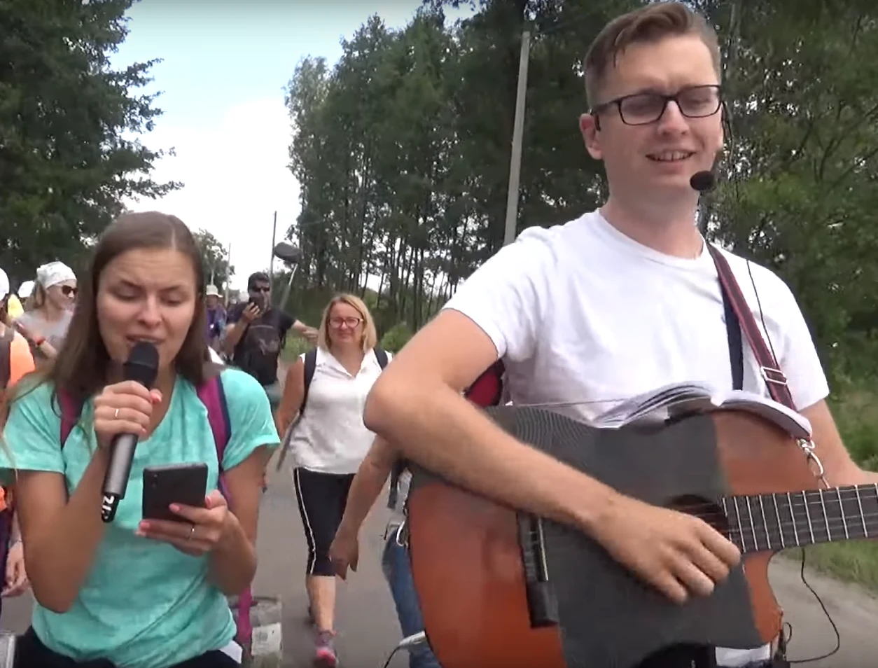 Pielgrzymkowa wersja "Mama ostrzegała" Pielgrzymkowa wersja "Mama ostrzegała"