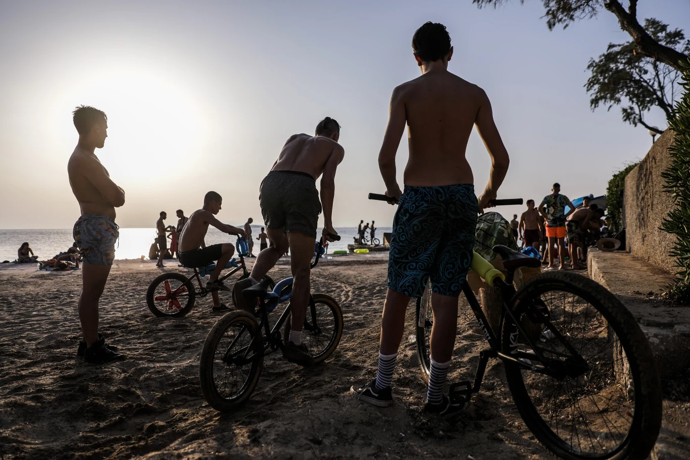 Wśród publiczności znaleźli się nie tylko zawodnicy, ale też plażowicze