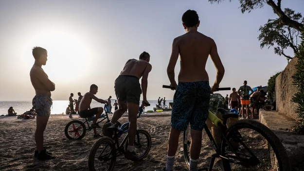 Wśród publiczności znaleźli się nie tylko zawodnicy, ale też plażowicze