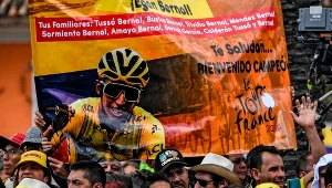 Zipaquira przywitała swojego bohatera - Egana Bernala