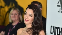 Amal Clooney jako prawniczka wypracowała swój styl. Jednak musiała go nieco reformować, kiedy zaczęła pojawiać się w blasku fleszy. 

