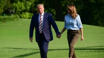 Jednak w przypadku pierwszej damy wizualne zabiegi, oszukujące oko, nie są konieczne. Ostatnie zdjęcia pokazują, że Melania Trump zrzuciła kilka kilogramów. 